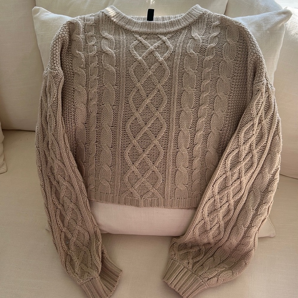 H&M Cable Knit Crop Sweater
